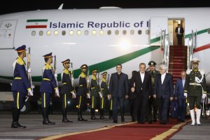 بازگشت رئیس جمهور از قطر