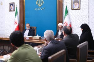 دیدار جمعی از نمایندگان و اعضای جبهه پایداری با رئیس جمهور