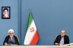 جلسه شورای عالی انقلاب فرهنگی