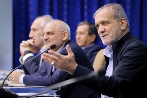 دیدار اعضای مجمع کارآفرینان ایران با رئیس جمهور