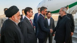 Iran president arrives in Najaf as part of Iraq visit