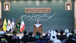 President Pezeshkian says all people should join hands to resolve problems

