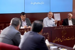 انحصار‌زدایی از اماکن ورزشی دستگاه‌های اجرایی در راستای اجرای عدالت در ورزش
