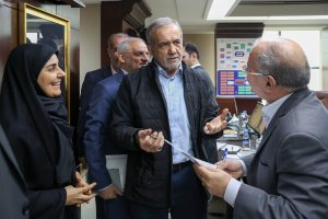 حضور در وزارت راه و شهرسازی
