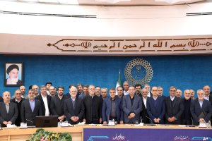 اگر مشارکت مردم و نخبگان را جلب کنیم، مشکل غیرقابل حلی نخواهیم داشت
