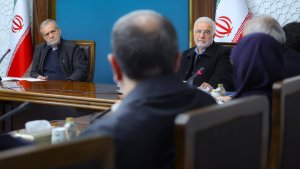 President Pezeshkian urges Iranians to help overcome energy imbalance