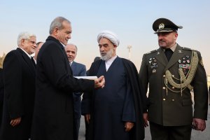 عزیمت رئیس‌جمهور به قاهره