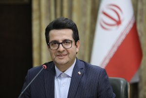 دلجویی از پهلوان حسن یزدانی و ابلاغ سلام رئیس جمهور به وی
