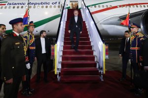 Pezeshkian arrives in Cairo to attend D-8 summit 