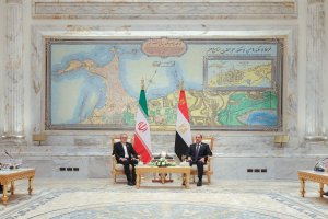 Iranian, Egyptian presidents discuss bilateral ties, regional issues 

