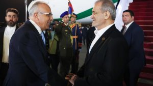 Pezeshkian wraps up Egypt trip, leaves for Tehran 

