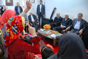 حضور در یکی از مراکز نگهداری کودکان بی‌سرپرست