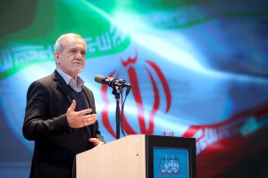 نشست با فرهیختگان و نخبگان خراسان شمالی