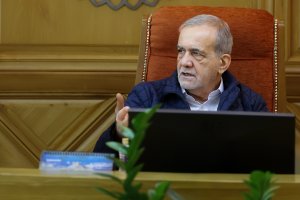President Pezeshkian meets Interior Ministry officials  