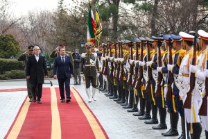 استقبال رسمی دکتر پزشکیان از نخست وزیر عراق