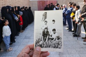 حضور در جمع صمیمی مردم روستای کلوخی
