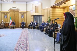 بنای دولت توسعه، همکاری‌های راهبردی با کشورهای همسایه است