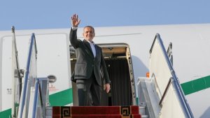 President Pezeshkian departs for Tajikistan 