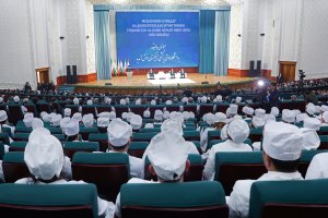 مسئولیت اجتماعی پزشکان در توجه اقشار آسیب‌پذیر باید در اولویت قرار گیرد
