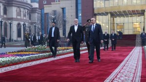 President Pezeshkian wraps up Tajikistan visit, departs for Russia 

