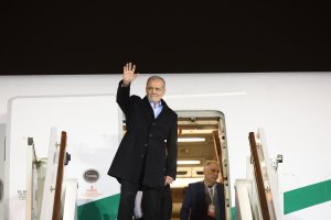 Pezeshkian departs Moscow for Tehran 
