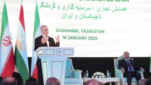 الوحدة اللغویة بین الشعبین الایرانی و الطاجیکی میزة کبیرة لتوثیق الشراکة الثنائیة بین کلا الجانبین