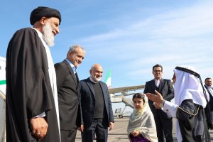 Iran president arrives in Khuzestan Province