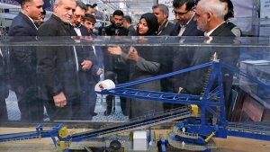 President visits ‘Pioneers of Progress’ Exhibition


