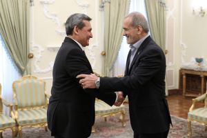 Iran president, Turkmenistan foreign minister meet in Tehran
