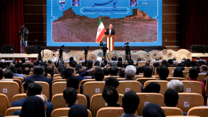 Pezeshkian: Resolving internal issues not tied to foreign factors