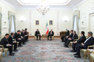 دکتر پزشکیان: حجم مبادلات تجاری میان ایران و ترکمنستان تا چندین برابر حجم فعلی قابلیت افزایش دارد/ گلدی مرادف: ایران را نه تنها همسایه بلکه شریک راهبردی خود می‌دانیم و مصمم به اجرای توافقات میان دو کشور هستیم