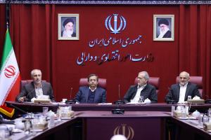 حضور سرزده دکتر پزشکیان در وزارت امور اقتصادی و دارایی
