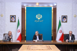 Pezeshkian presides over meeting on blue economy development 
