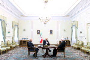 Heads of three branches of government hold weekly meeting on March 1