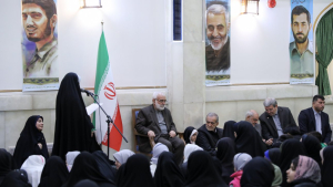 President Pezeshkian hosts orphans for Iftar meal