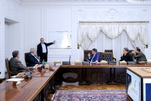 President presides over 'Family Physician Plan' meeting

