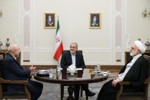 Heads of three branches of Iran government meet on April 5