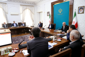 President chairs meeting on solar power plants' projects