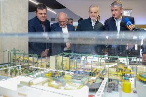 President unveils six achievements in Iran’s nuclear technology