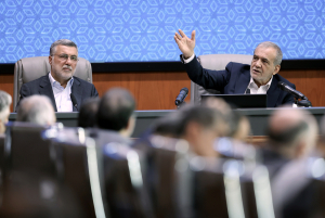 President attends seminar of heads of medical science universities 