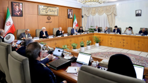Pezshkian's administration plans to equip all government bodies with solar panels