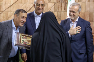 نشست با فرهیختگان ، نخبگان و فعالان فرهنگی کرمانشاه