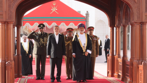 استقبل جلالة السلطان العمانی رسمیا الدکتور بزشکیان