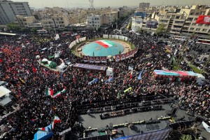 President Pezeshkian expresses pride in serving Iranian people
