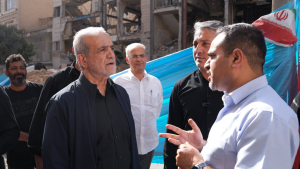 President visits areas targeted during Zionist regime's aggression

