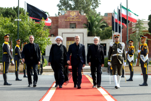دکتر پزشکیان عازم شهر خانکندی جمهوری آذربایجان شد
