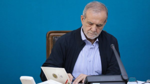 Iran saves $700 million annually with gas collection project in Ilam: Pezeshkian
