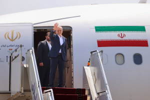 دکتر پزشکیان تهران را به مقصد ایروان ترک کرد