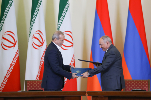 Iran, Armenia sign joint statement, cooperation documents