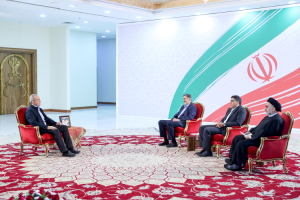 الرئيس بزشکیان يؤكد أن إيران لا تسعى للحرب ولكنها ستقف بقوة في وجه المعتدين
